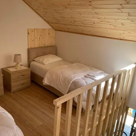 Sokaku I Te Marreve 4* Gjirokastër