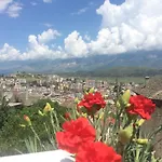 Sokaku I Te Marreve Guest house Gjirokaster