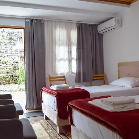 Penzion Sokaku I Te Marreve 4*