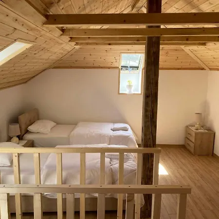 Sokaku I Te Marreve Maison d'hôtes
