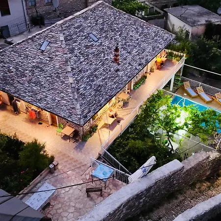 Sokaku I Te Marreve Penzion 4*