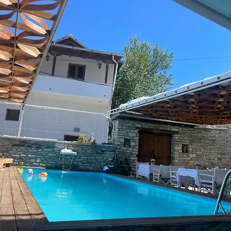 Sokaku I Te Marreve 4* Gjirokastër